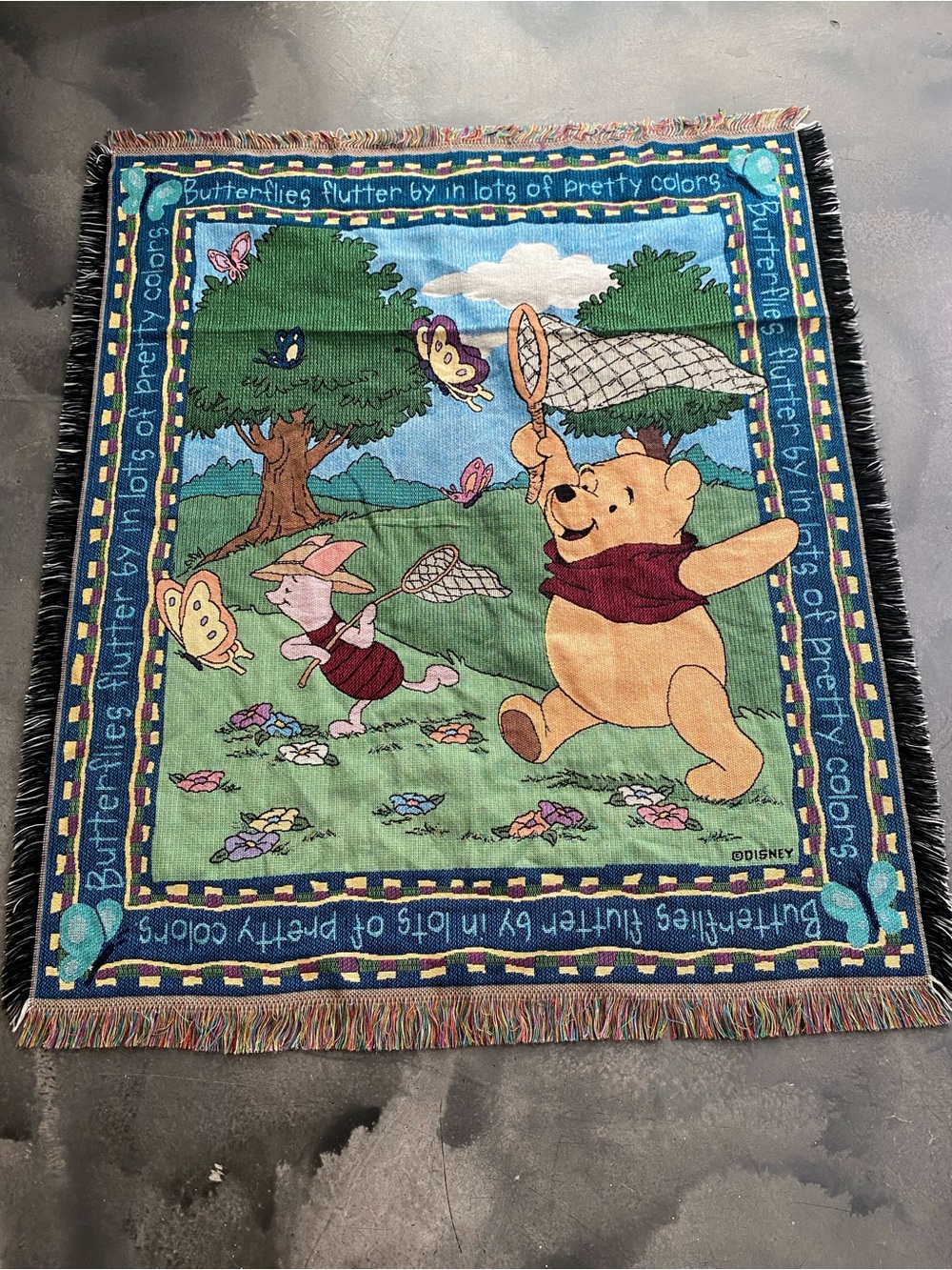 VTG Disney Tapestry throw Blanket Picnic Disney Pooh & Piglet Butterfly 47”x55”